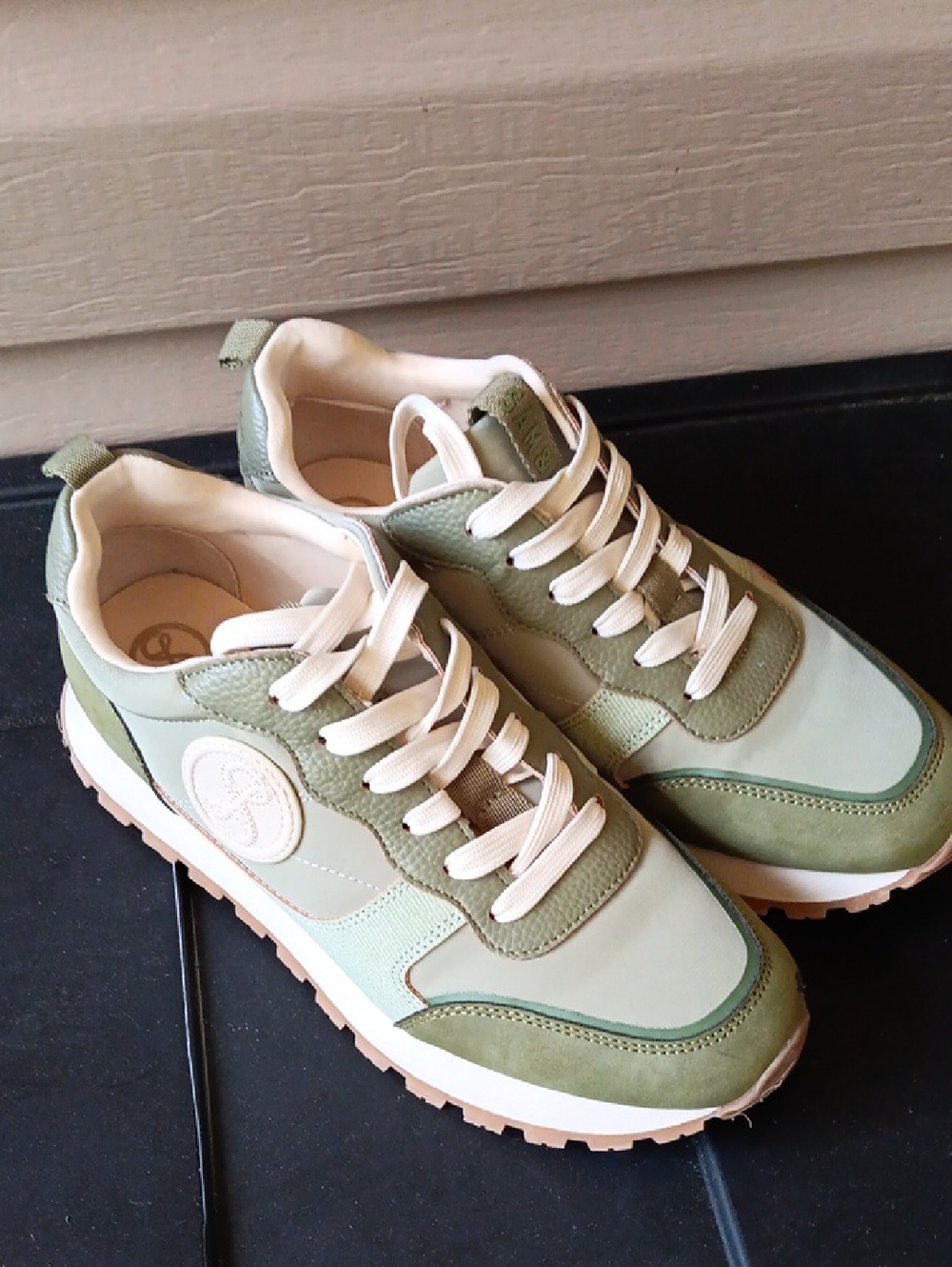 Sam & Libby Olive Green and Cream Lace-Up Sneakers